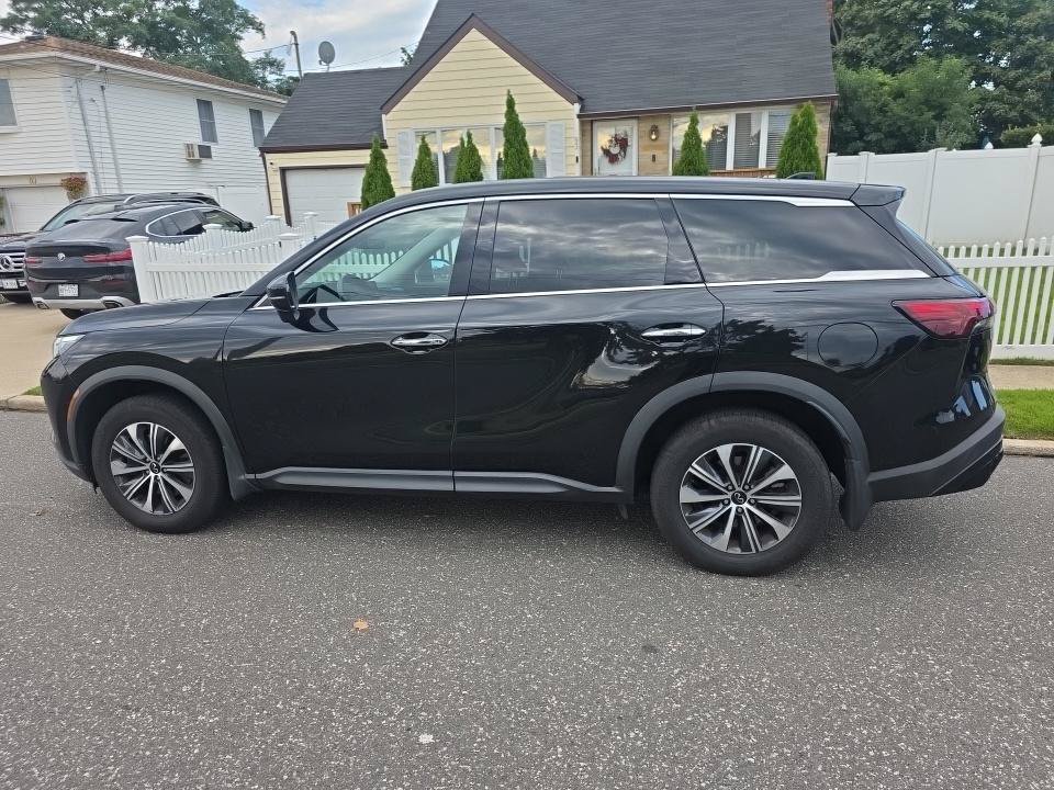 Used 2024 INFINITI QX60 Pure AWD/4WD image 5