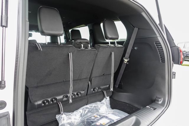 New 2026 Chrysler Voyager LX image 25