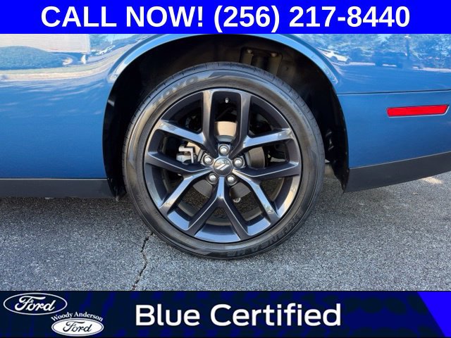 Used 2023 Dodge Challenger SXT w/ Blacktop Package RWD image 7