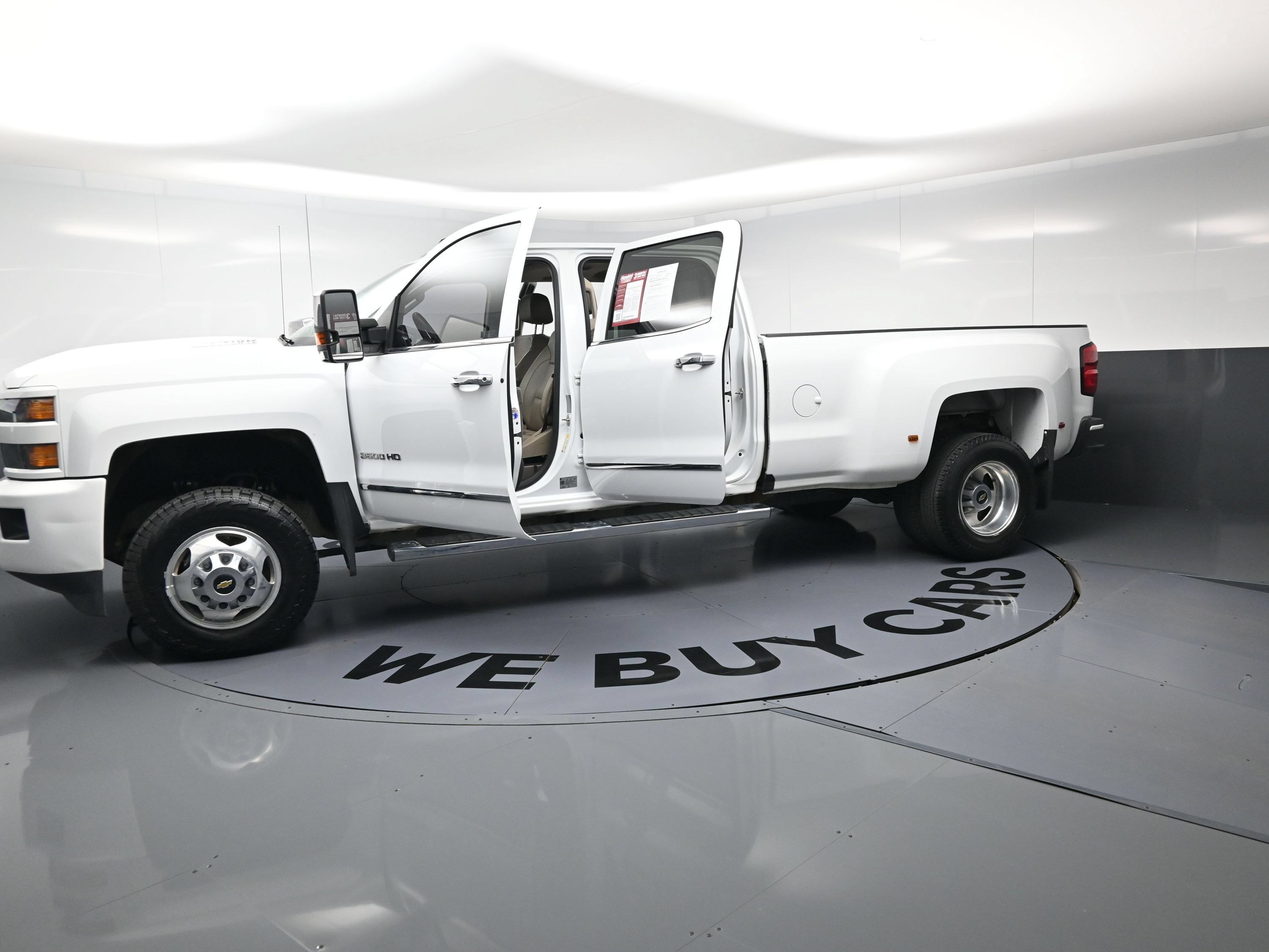 Used 2018 Chevrolet Silverado 3500 LTZ w/ Duramax Plus Package AWD/4WD image 23