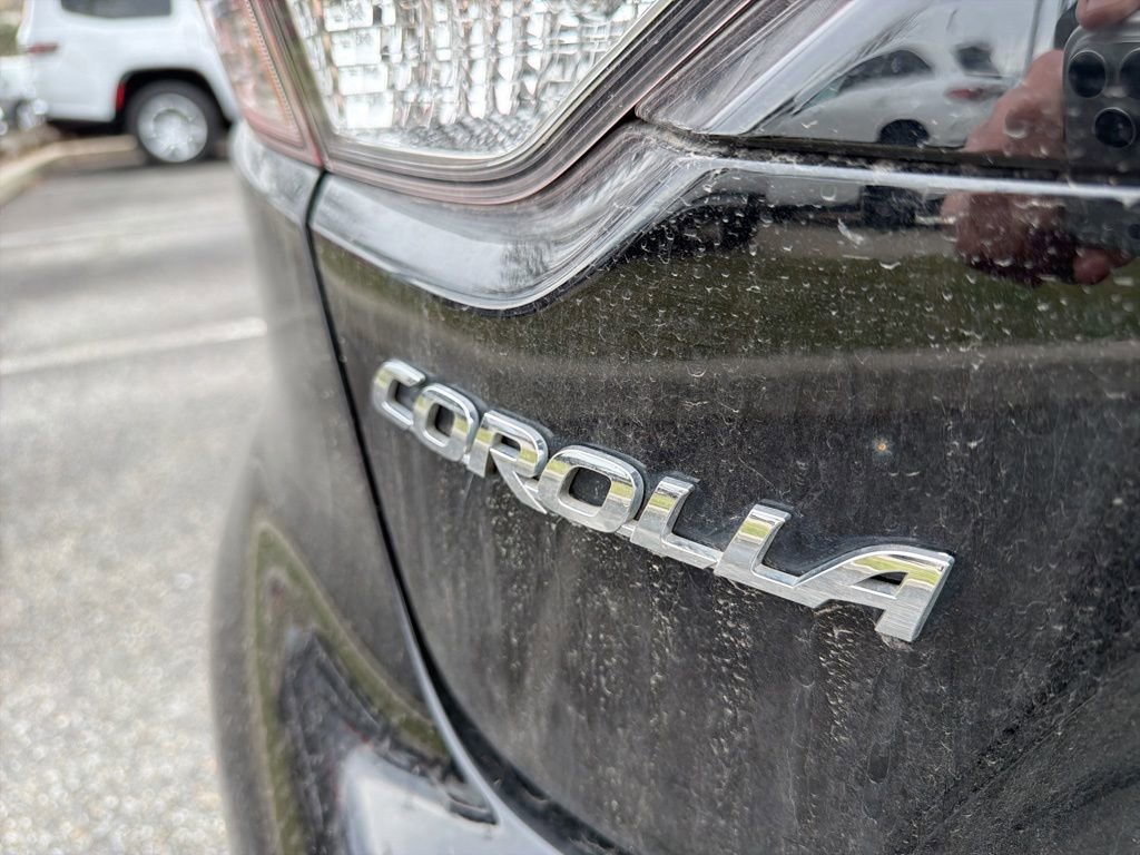 Used 2024 Toyota Corolla LE image 22