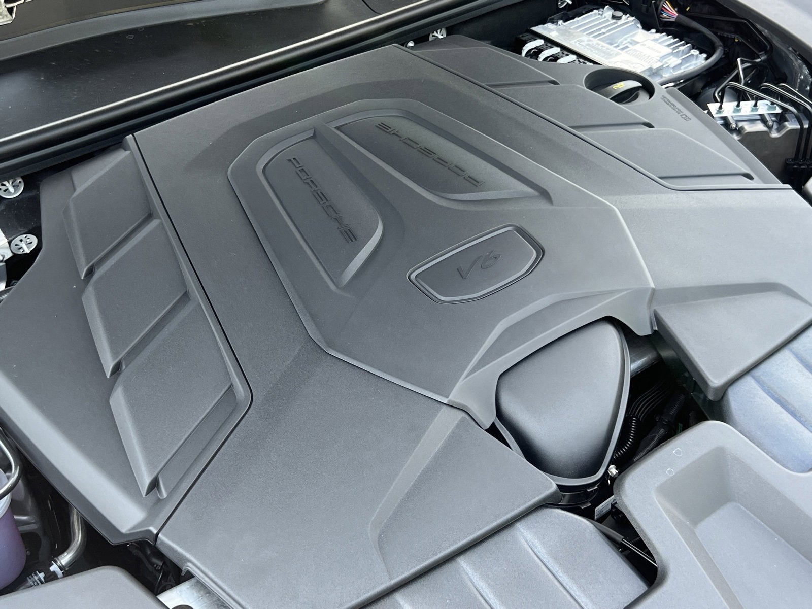 New 2025 Porsche Cayenne image 45