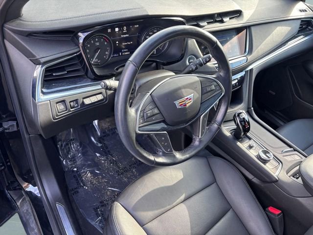 Used 2023 Cadillac XT5 Premium Luxury w/ Technology Package image 9