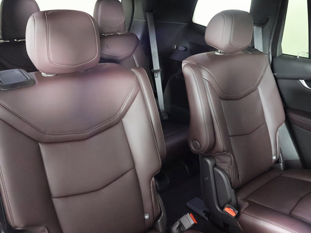 Used 2024 Cadillac XT6 Premium Luxury w/ LPO, Floor Liner Package image 38