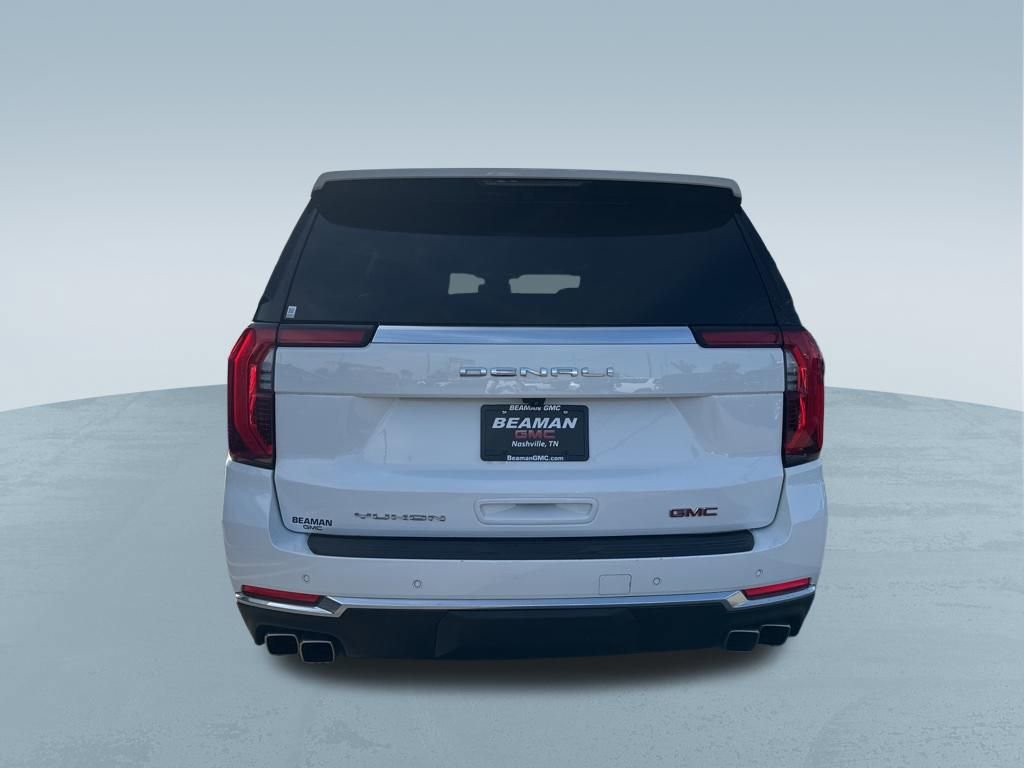 Used 2025 GMC Yukon Denali RWD image 7