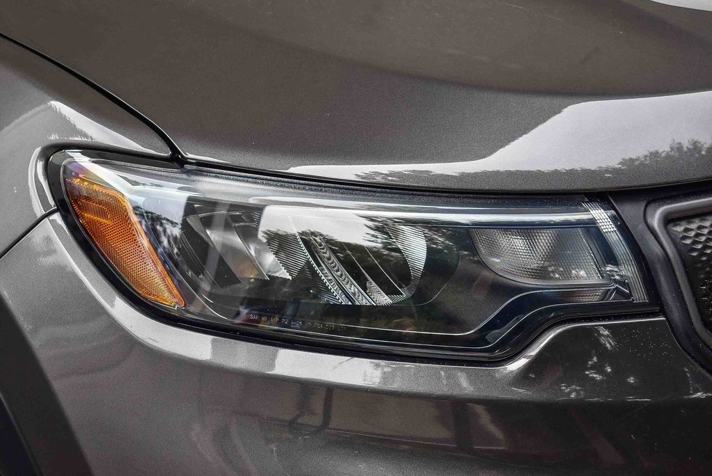 Used 2022 Jeep Compass Trailhawk w/ Sun and Sound Group image 8