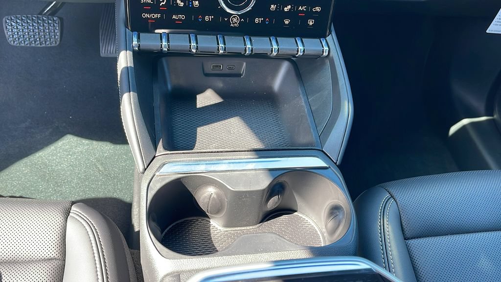 New 2026 GMC Terrain Elevation w/ Elevation Premium Package FWD image 19