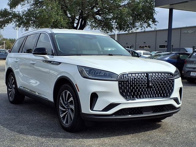 New 2026 Lincoln Aviator 2WD image 4