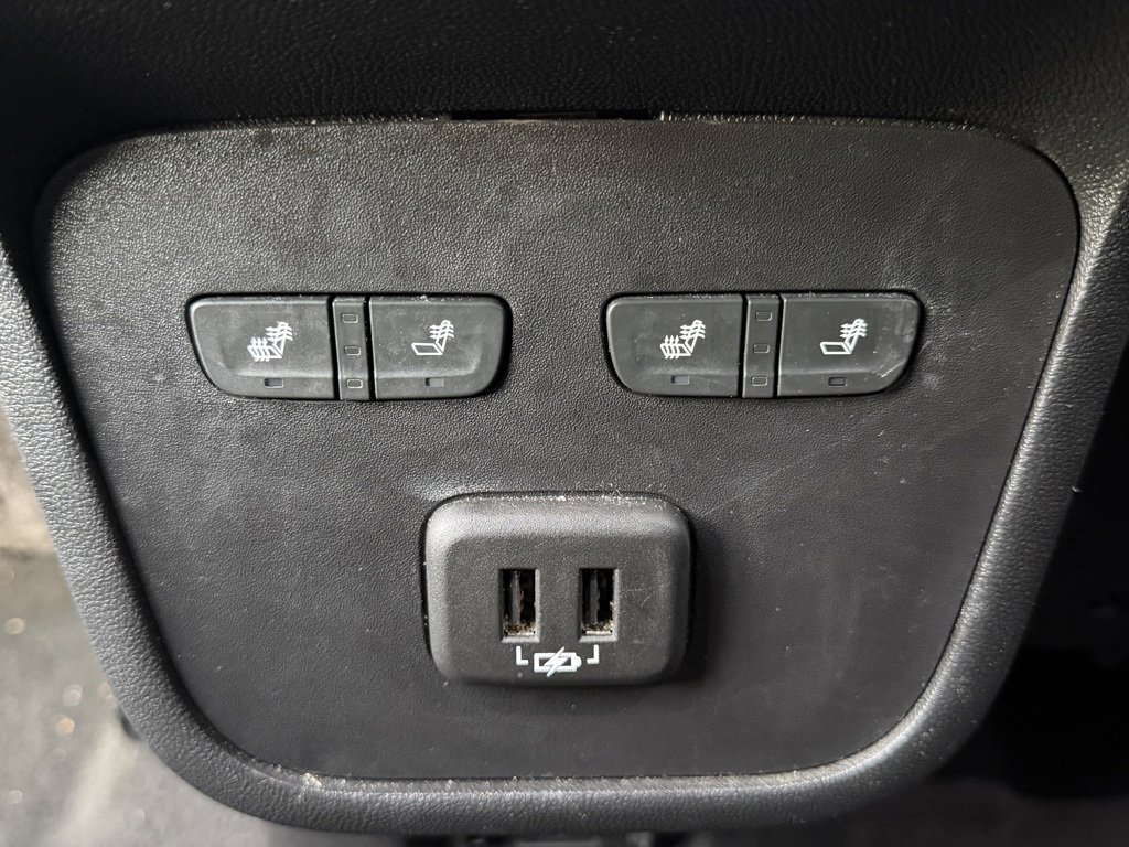 Used 2020 GMC Terrain Denali w/ Denali Premium Package image 16