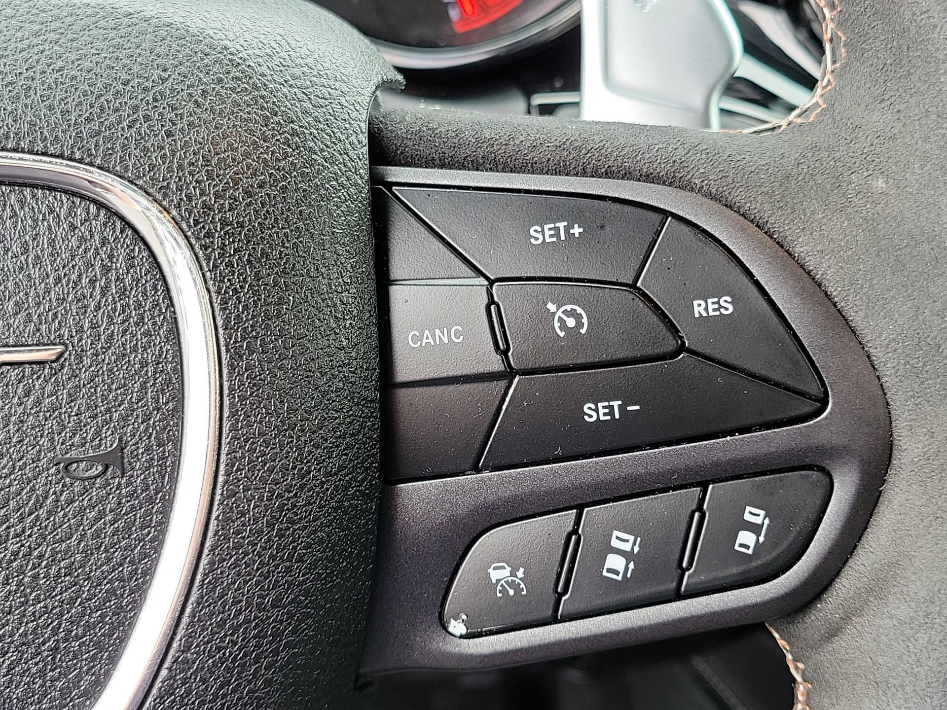 Used 2025 Dodge Durango SRT Hellcat AWD/4WD image 10