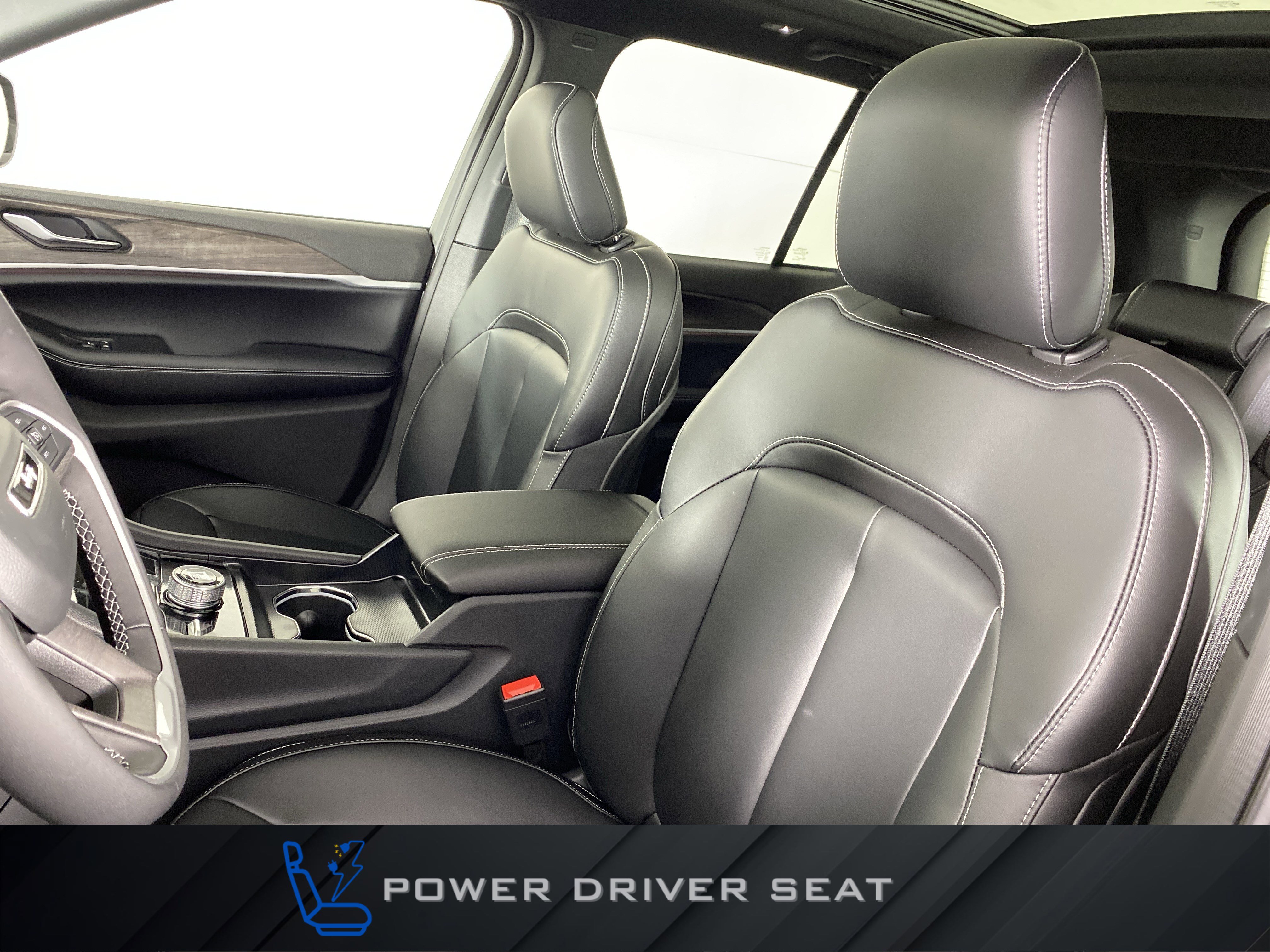 New 2025 Jeep Grand Cherokee Limited w/ Black Appearance Package image 15