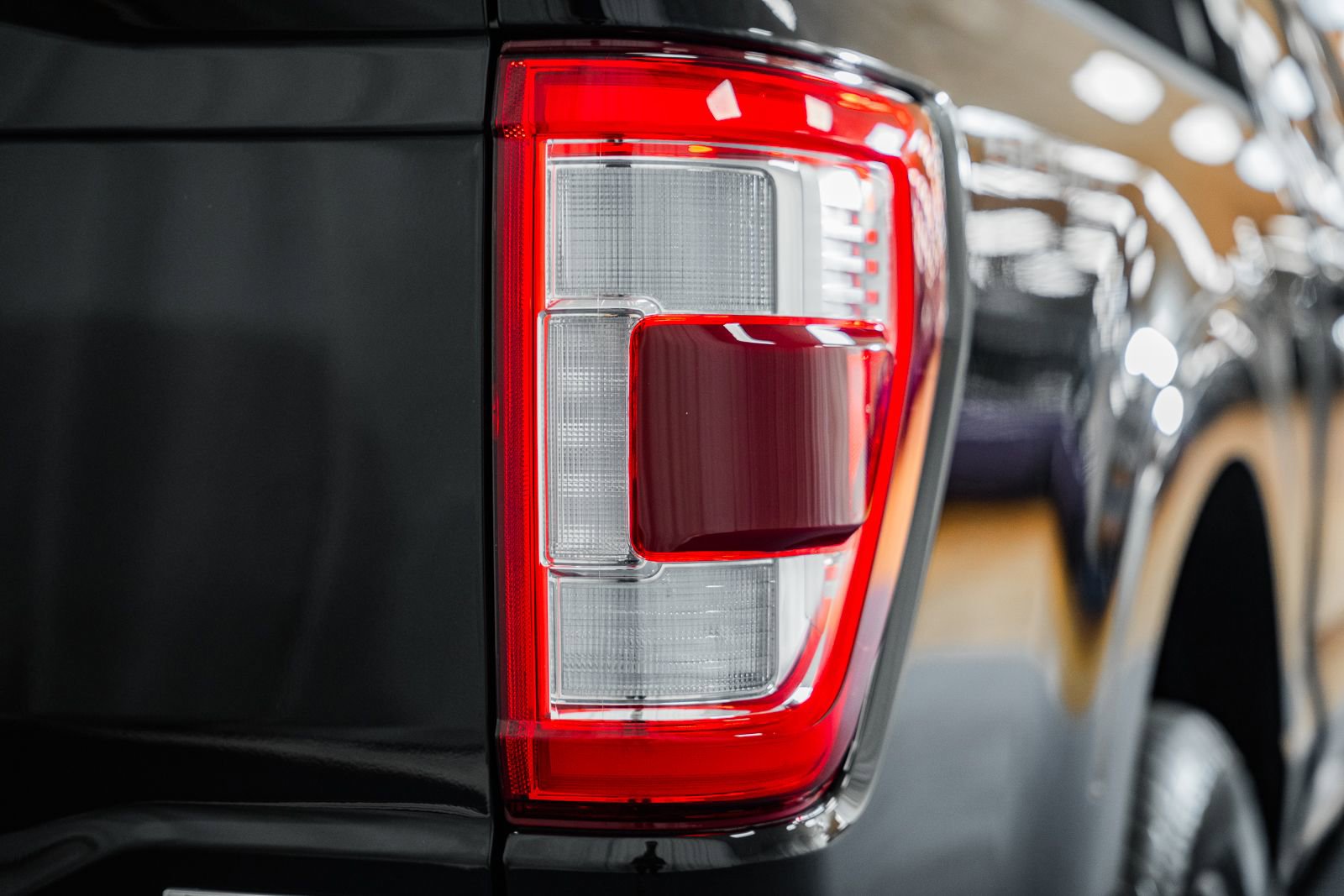 Certified 2023 Ford F150 Lariat image 7