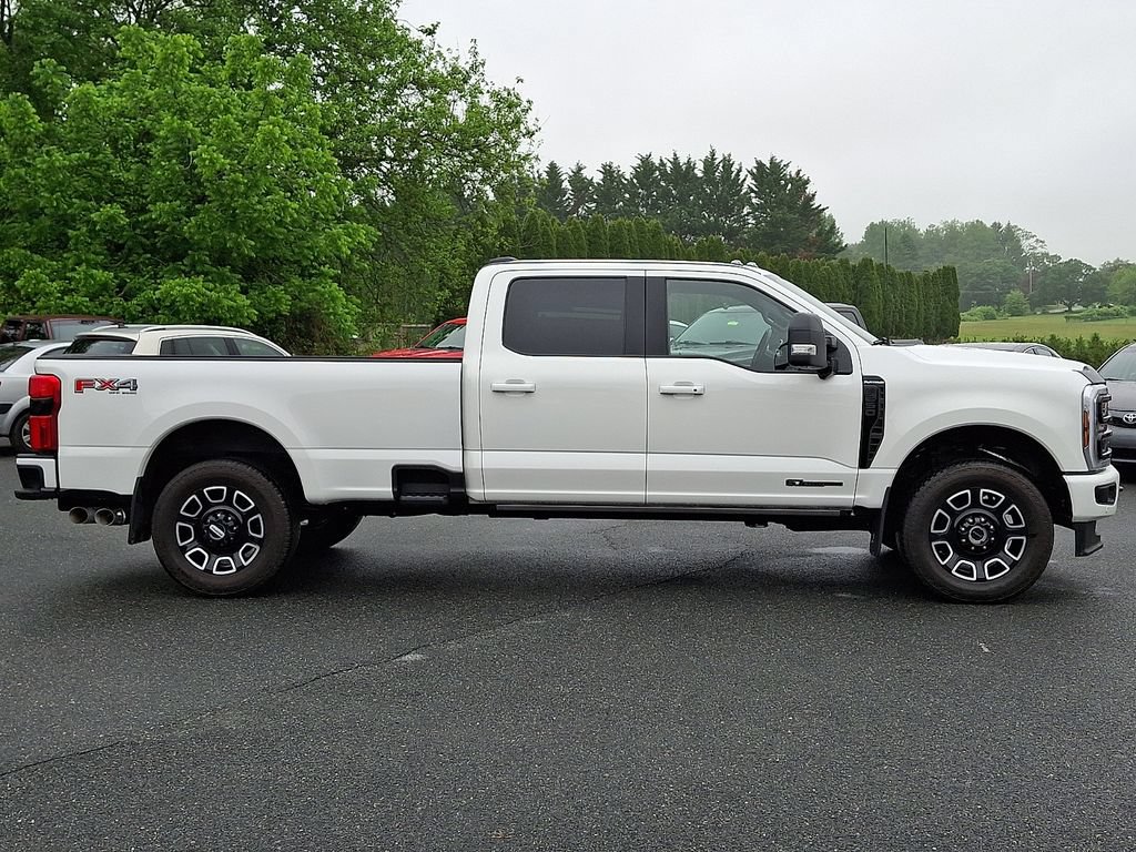 Used 2025 Ford F250 Platinum AWD/4WD image 7