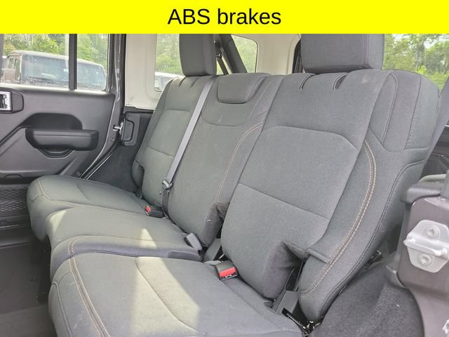 Used 2025 Jeep Wrangler Unlimited Sport AWD/4WD image 26