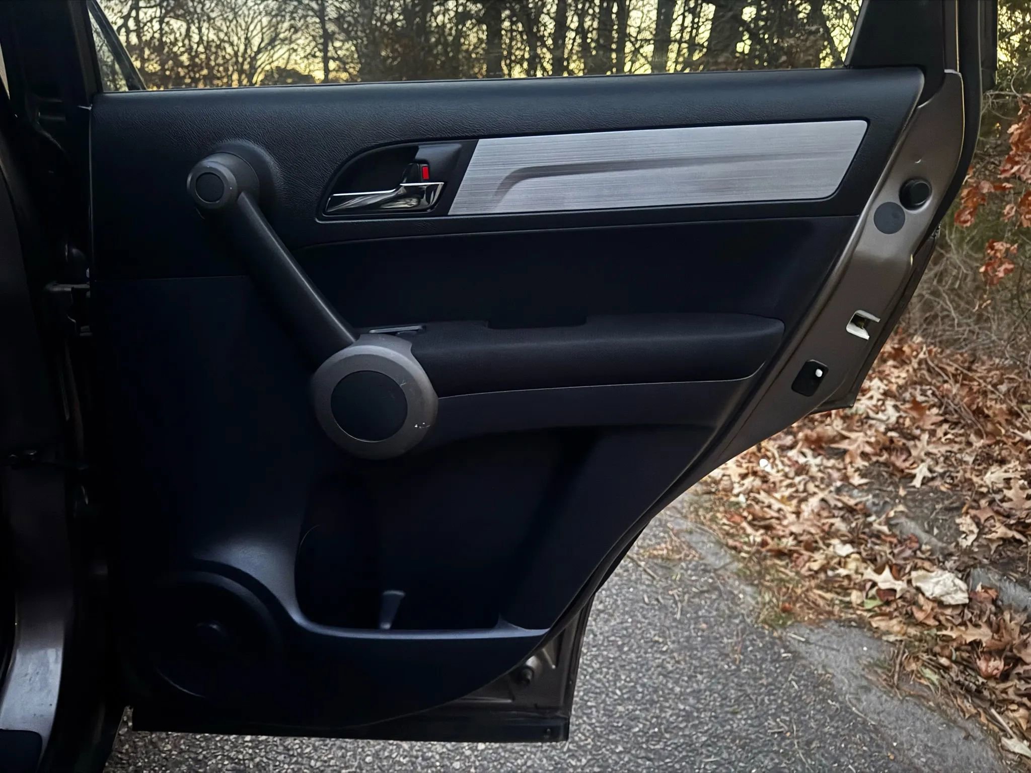 Used 2010 Honda CR-V EX image 14