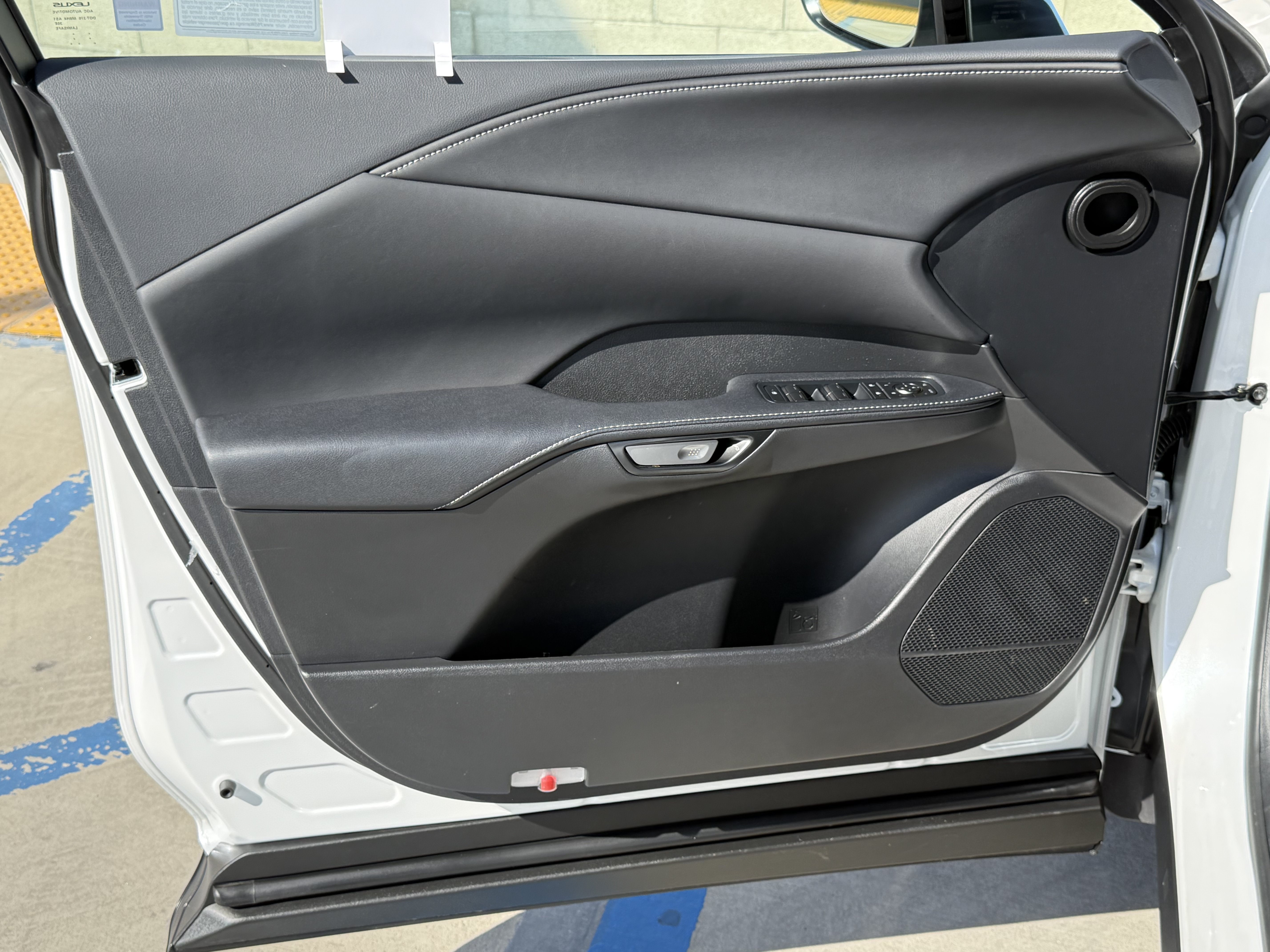 Certified 2025 Lexus RX 350 FWD w/ Technology Package image 17
