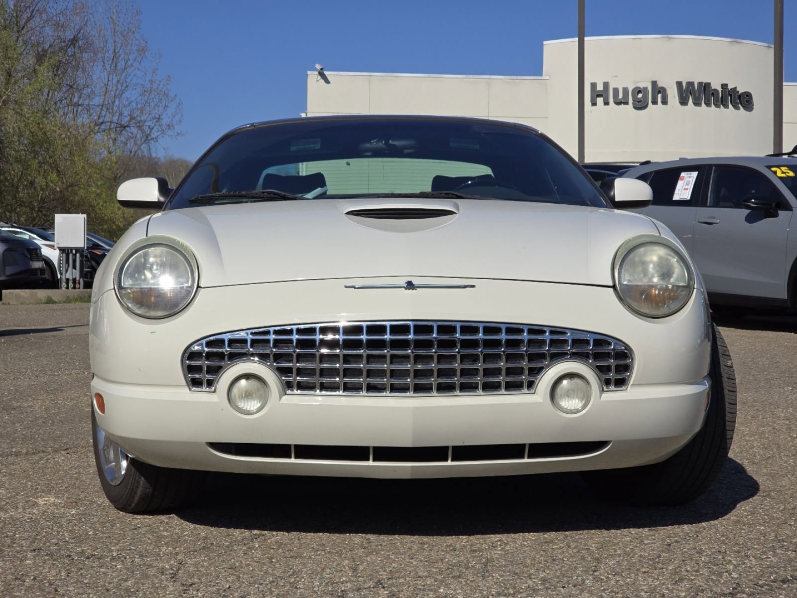 Used 2002 Ford Thunderbird image 3