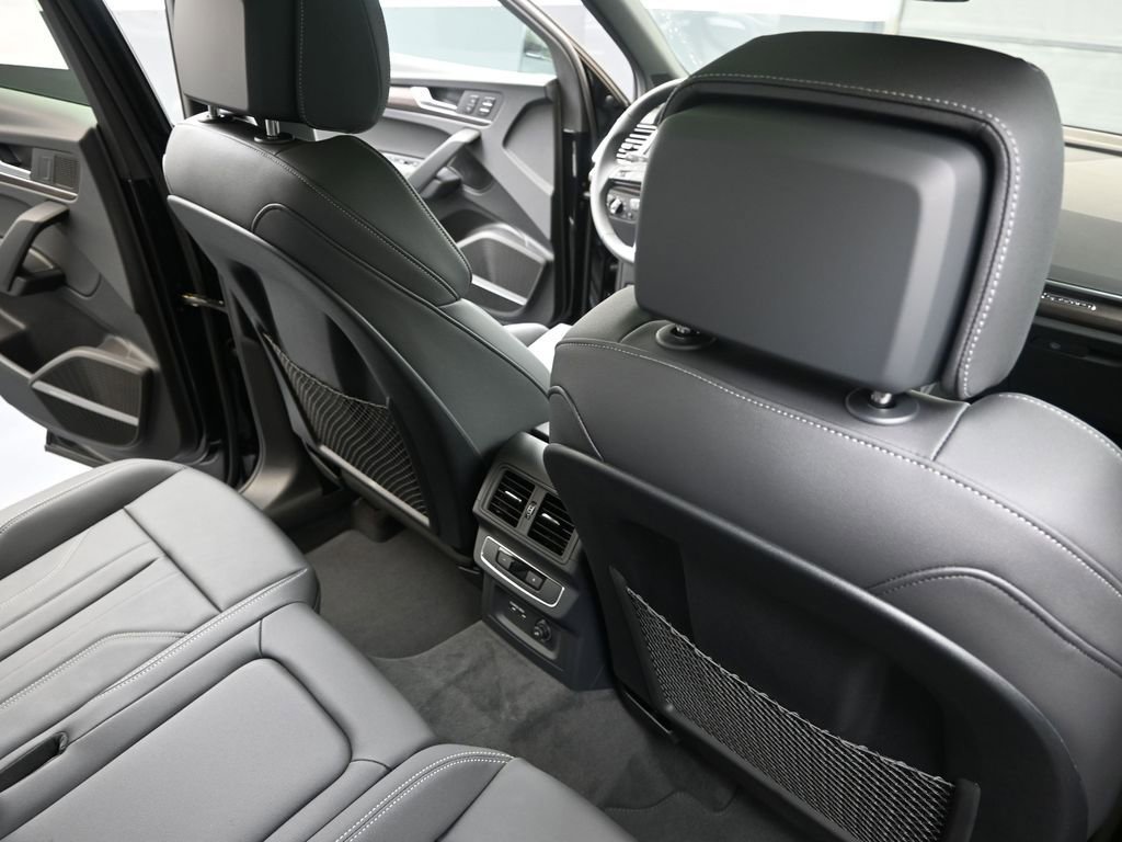 Certified 2025 Audi Q5 2.0T Premium Plus w/ Premium Plus Package image 15