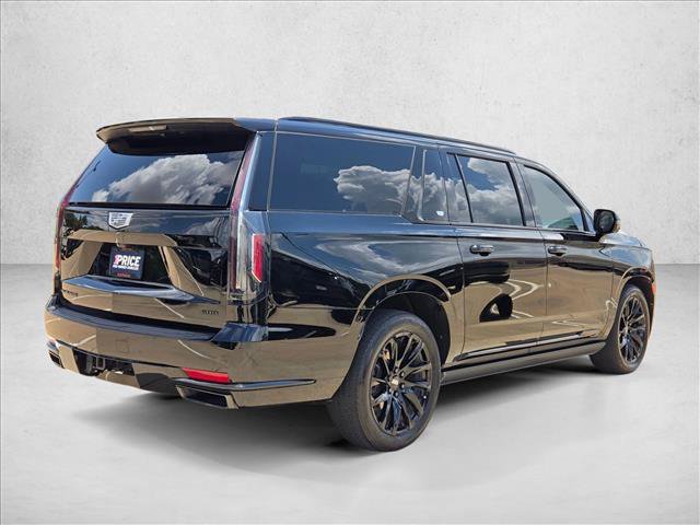 Used 2022 Cadillac Escalade ESV Sport Platinum w/ LPO, ONYX Package AWD/4WD image 5