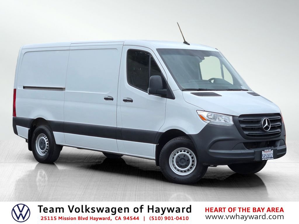 Used 2019 Mercedes-Benz Sprinter 144 Cargo image 1