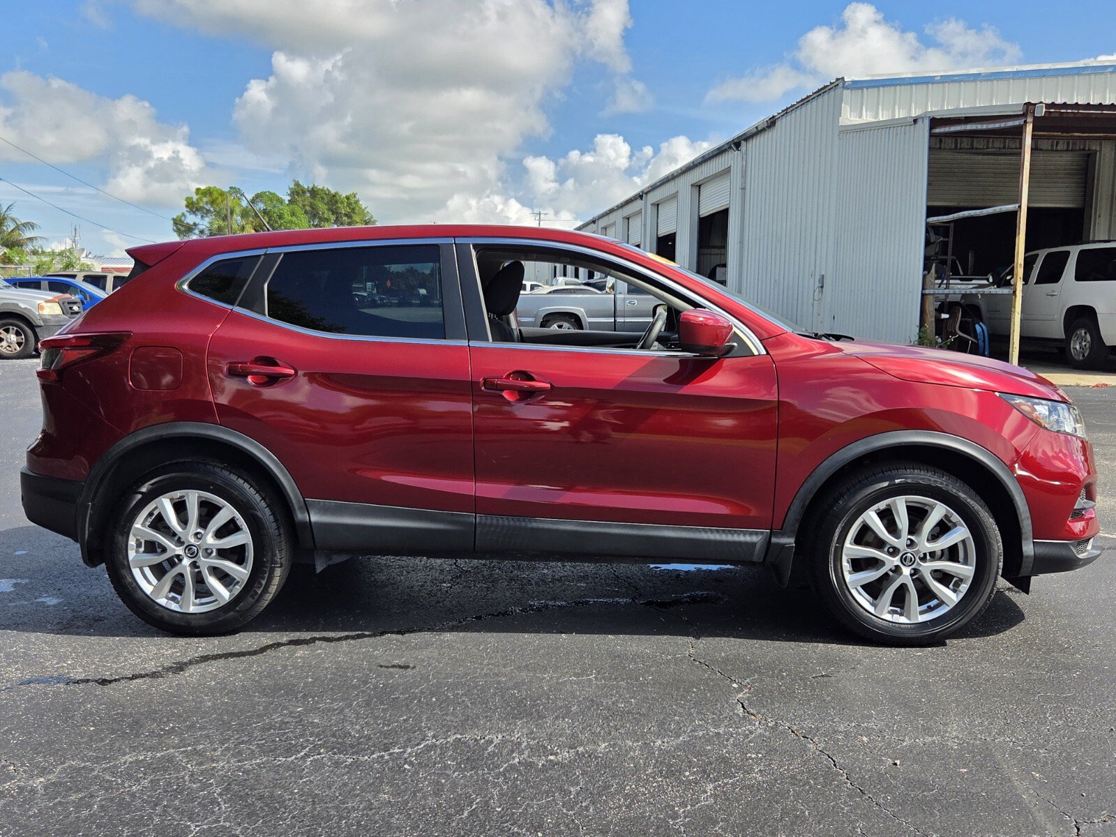 Used 2021 Nissan Rogue Sport S FWD image 6