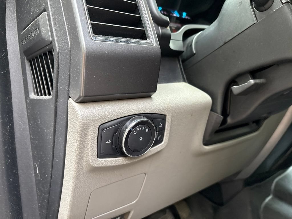 Used 2021 Ford F250 XLT AWD/4WD image 16