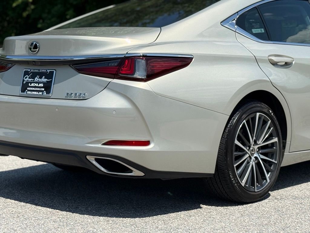 Certified 2022 Lexus ES 350 w/ Premium Package FWD image 15