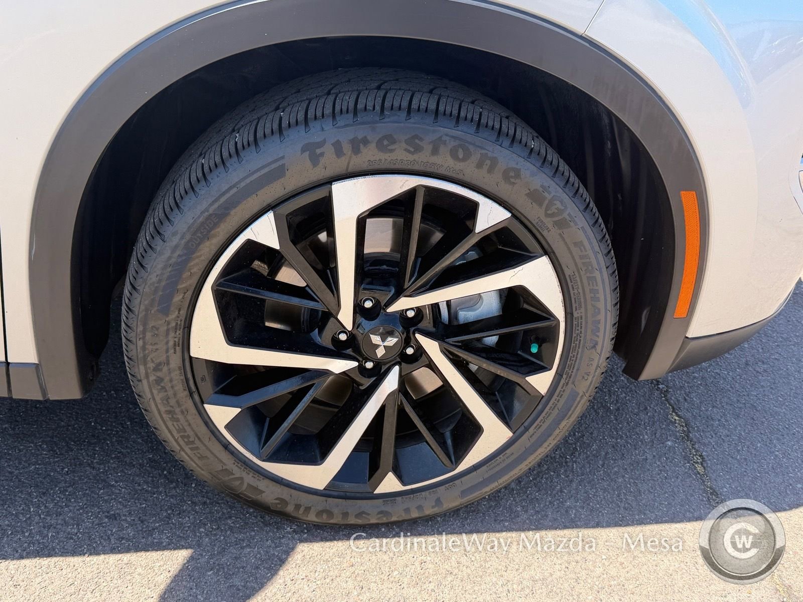 Used 2024 Mitsubishi Outlander SE image 10