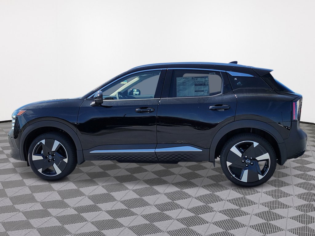 New 2025 Nissan Kicks SR image 7