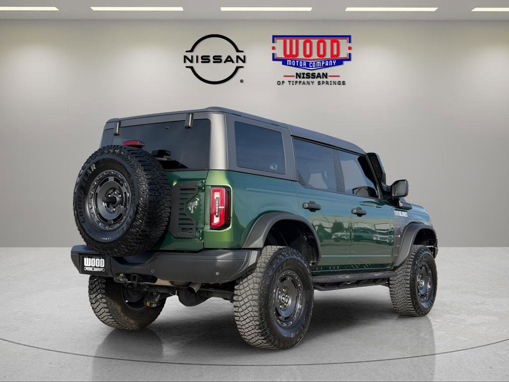 Used 2023 Ford Bronco Everglades image 2