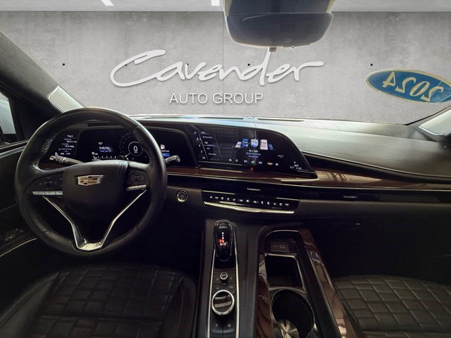 Certified 2024 Cadillac Escalade Sport Platinum w/ Heavy-Duty Trailer Package AWD/4WD image 16