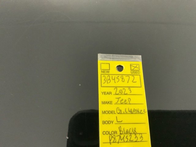 Used 2023 Jeep Grand Cherokee L Limited w/ Luxury Tech Group II image 41