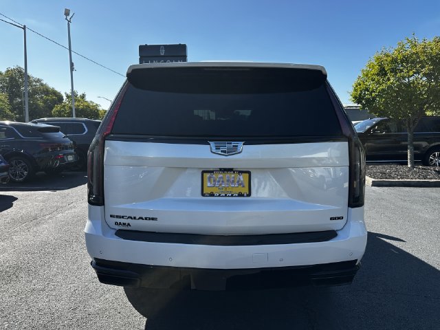Used 2023 Cadillac Escalade Sport Platinum w/ LPO, ONYX Package AWD/4WD image 6