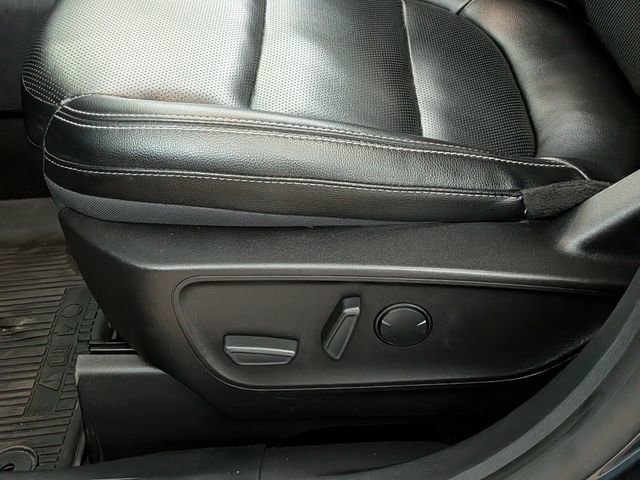 Certified 2022 Ford Escape SEL AWD/4WD image 13