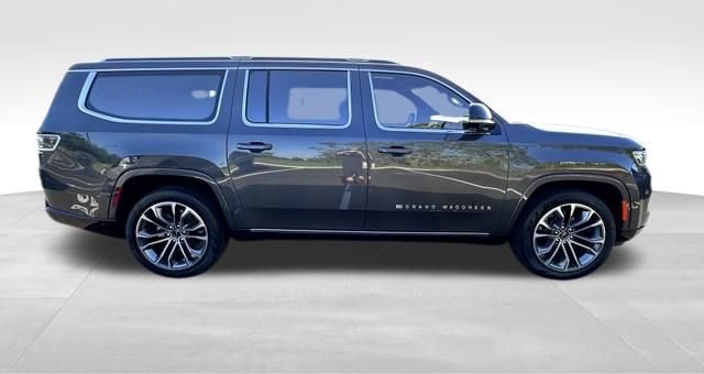 Used 2023 Jeep Grand Wagoneer L Series III AWD/4WD image 9