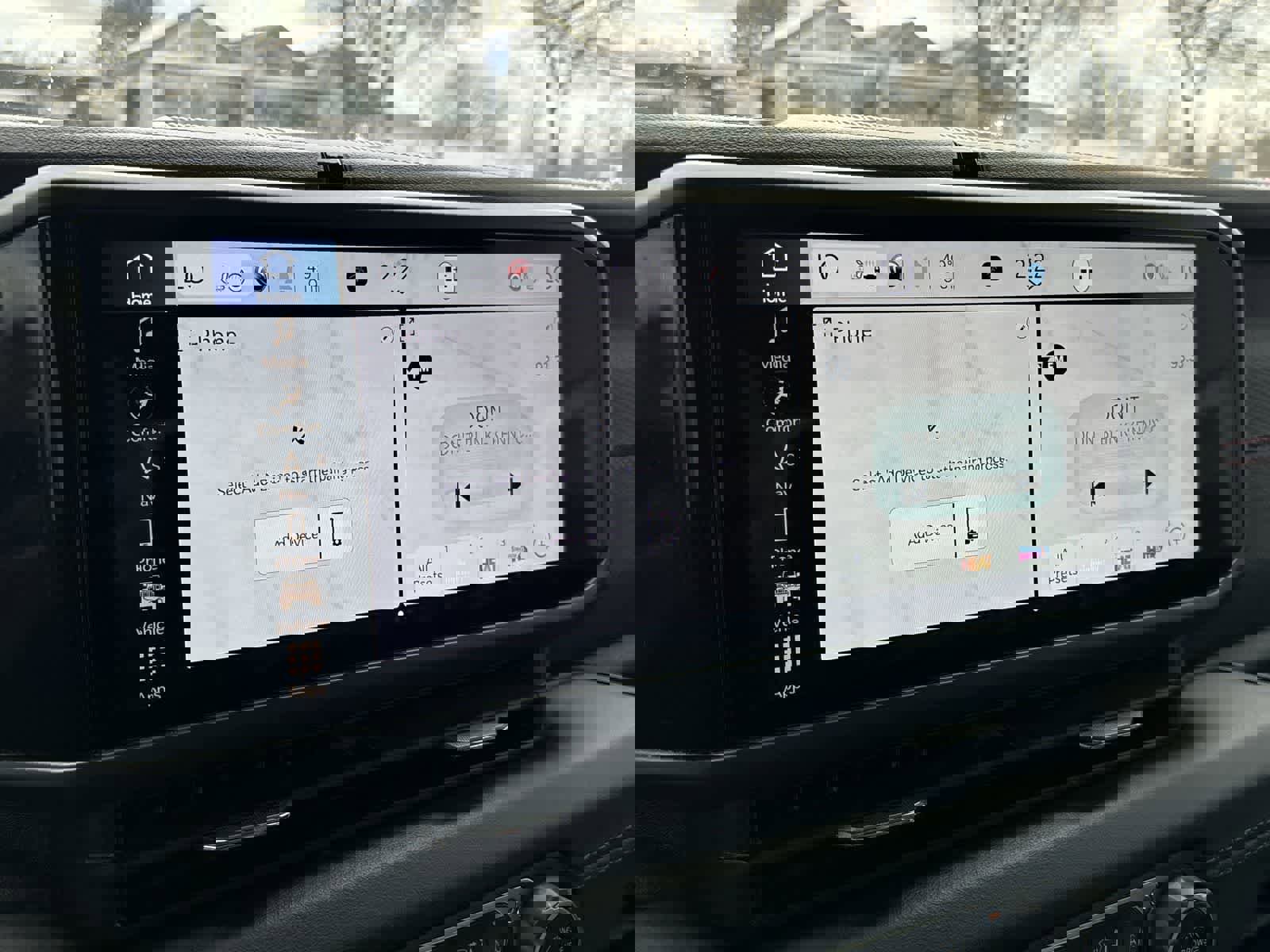 Used 2024 Jeep Gladiator Rubicon w/ Technology Group image 12