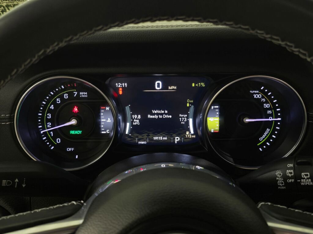 Used 2022 Jeep Wrangler Unlimited Sahara 4xe image 24