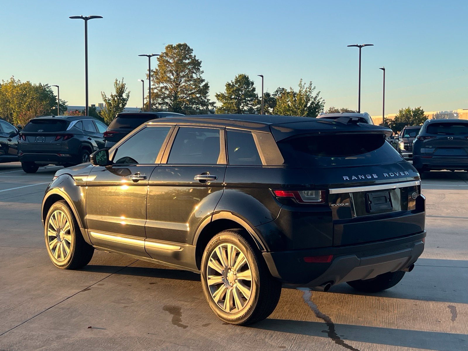 Used 2018 Land Rover Range Rover Evoque HSE AWD/4WD image 10