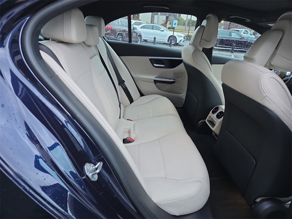 Certified 2022 Mercedes-Benz C 300 4MATIC Sedan image 15