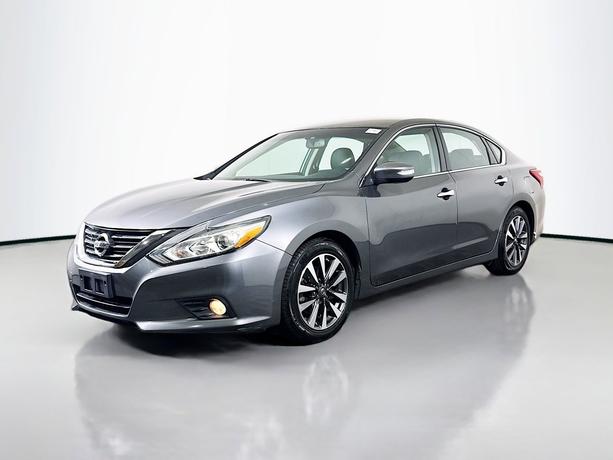 Used 2017 Nissan Altima 2.5 SL image 4