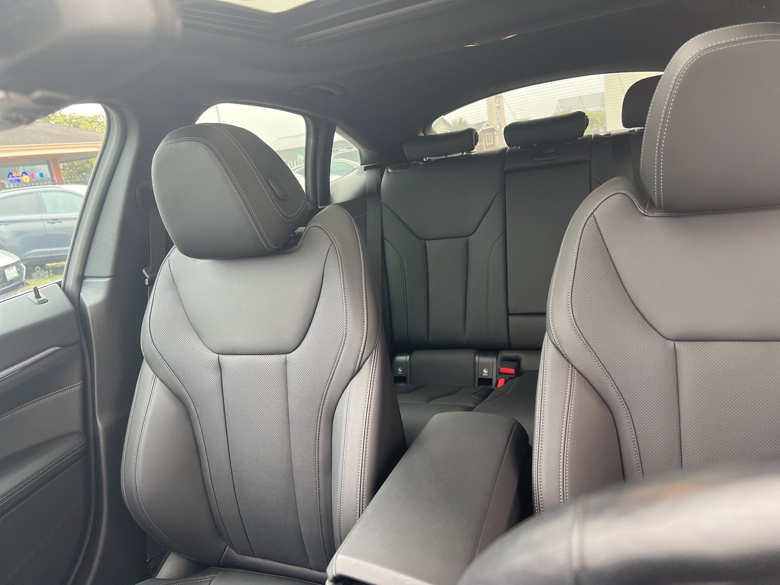 Used 2024 BMW i4 eDrive35 w/ Premium Package image 13