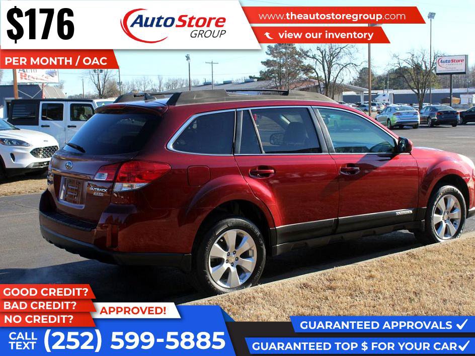Used 2011 Subaru Outback 2.5i Limited w/ PWR Moonroof Pkg image 6
