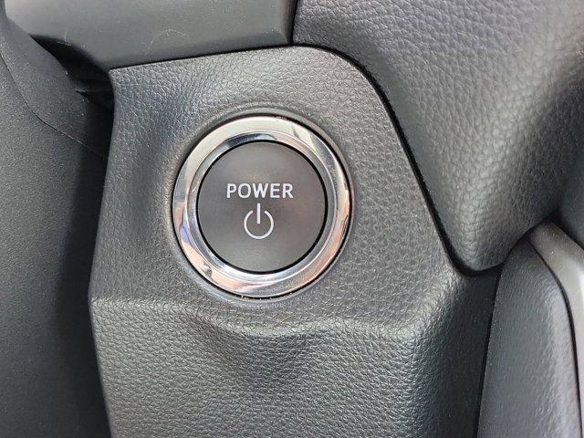 Used 2025 Toyota RAV4 XLE Premium image 34