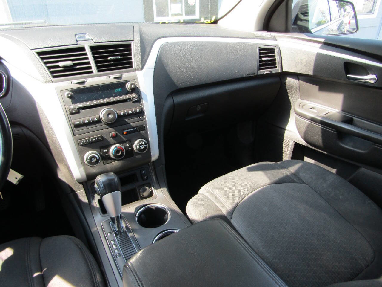 Used 2012 Chevrolet Traverse LT w/ All-Star Edition image 16