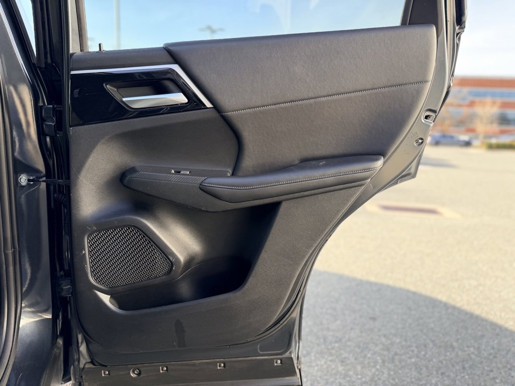 Used 2024 Mitsubishi Outlander SE image 20