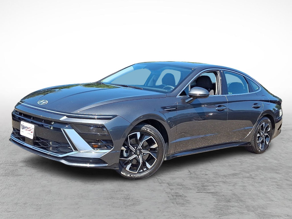 Used 2025 Hyundai Sonata SEL FWD image 1