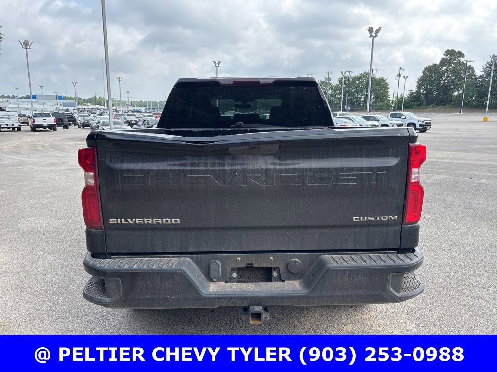 Used 2020 Chevrolet Silverado 1500 Custom w/ Custom Value Package RWD image 6