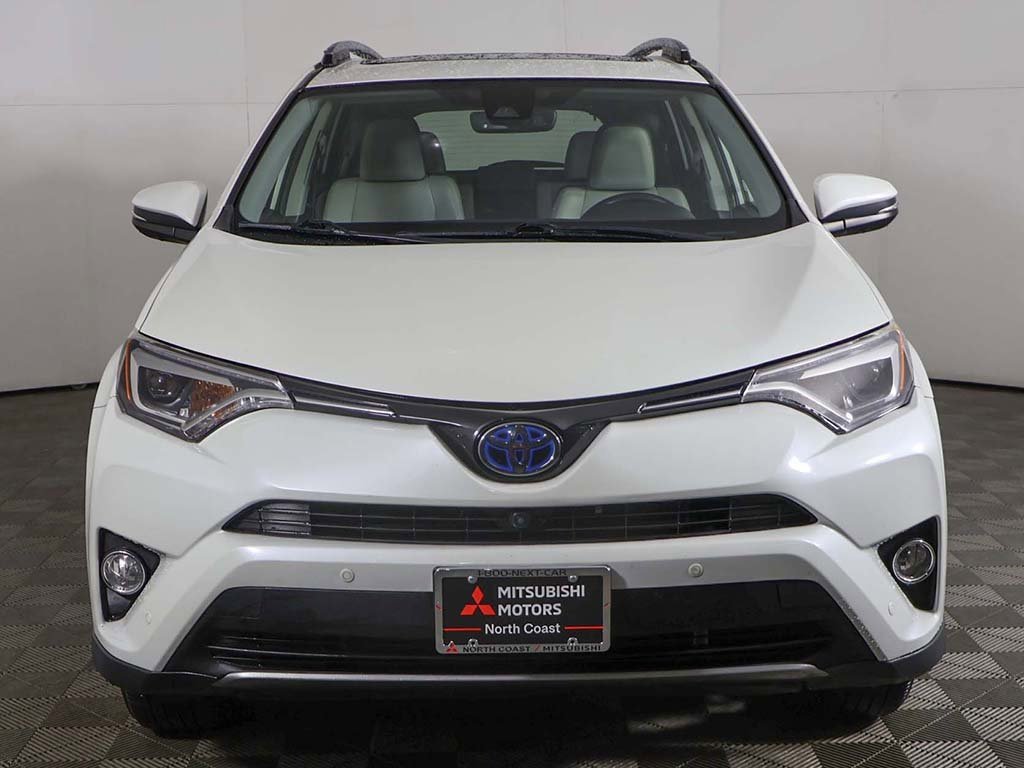 Used 2018 Toyota RAV4 Limited image 12