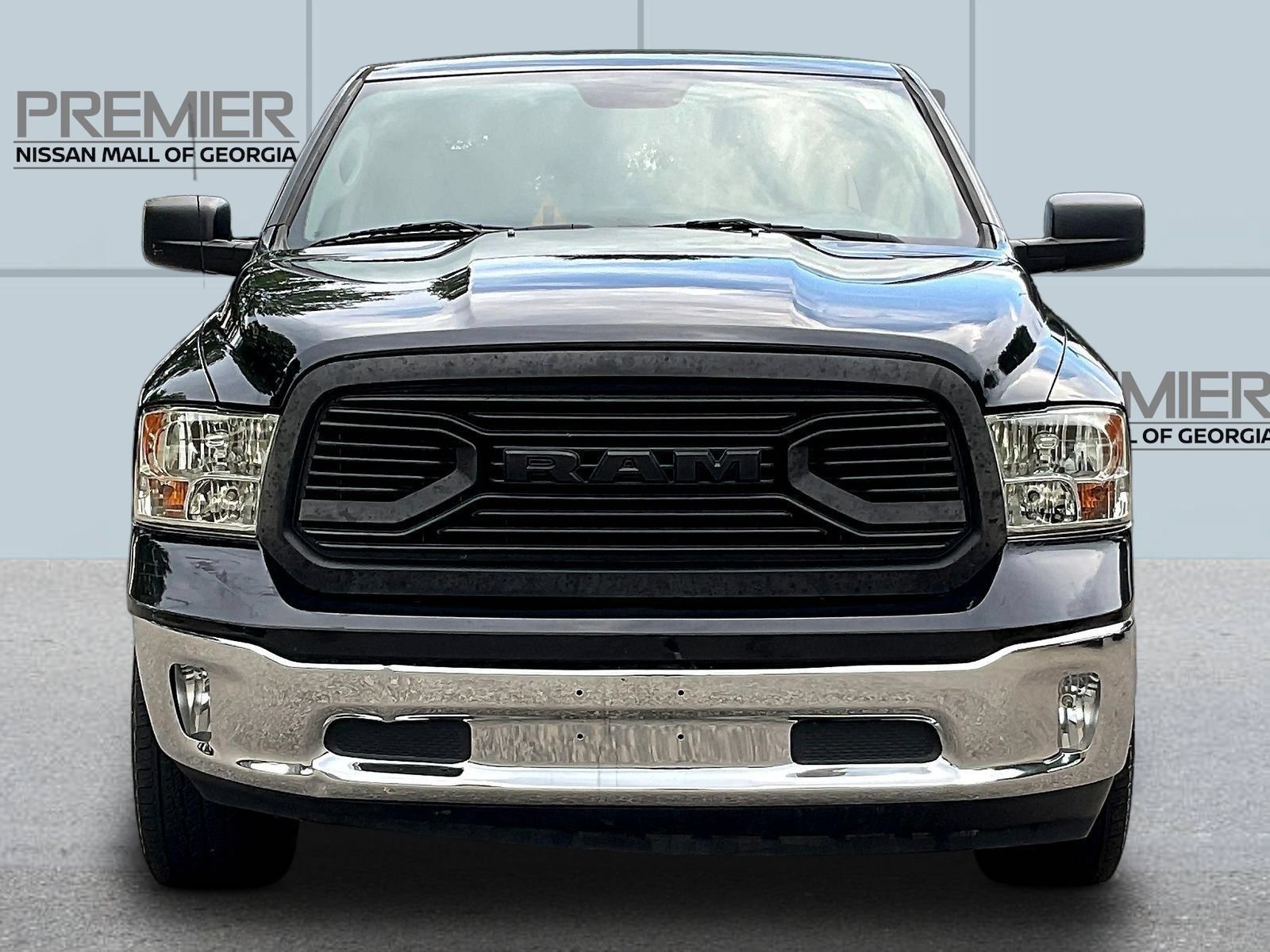 Used 2019 RAM 1500 Tradesman w/ Tradesman SXT Package RWD image 2