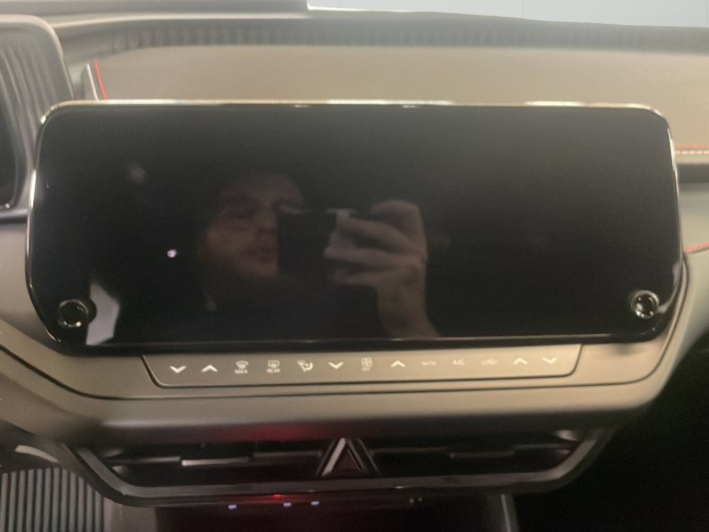 New 2026 Dodge Charger R/T AWD/4WD image 17
